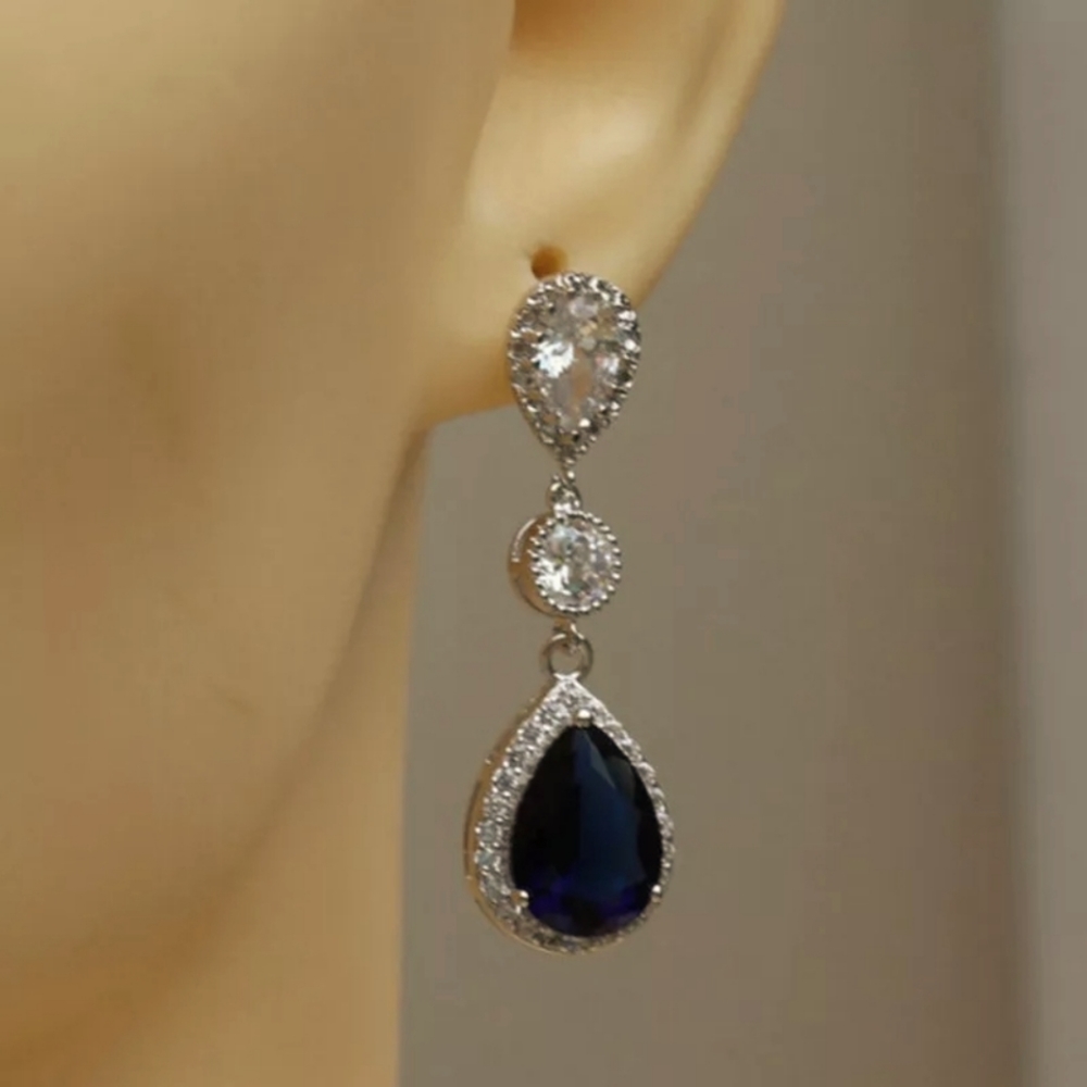 Blue&White Tear Drop Dangle Earrings - Picture 3 of 3